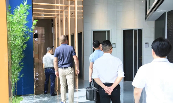 德国好博（HOPPE）亚太总裁访问富奥斯门窗