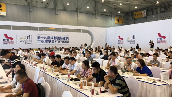 中国定制家居中西部发展论坛 · 大咖畅聊:收纳将成为未来生活方式? 中国定制家居中西部发展论坛 · 大咖畅聊:收纳将成为未来生活方式?