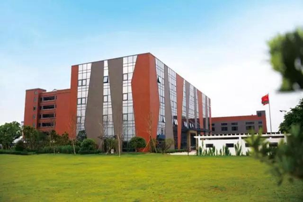 2018中国建博会（广州）| 一米阳光门窗实力铸就，系统门窗先行者