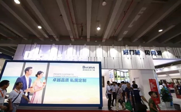 2018中国建博会(广州)丨贝克洛康军:重新梳理品牌定位 抓住行业大趋势带来的机会 2018中国建博会(广州)丨贝克洛康军:重新梳理品牌定位 抓住行业大趋势带来的机会