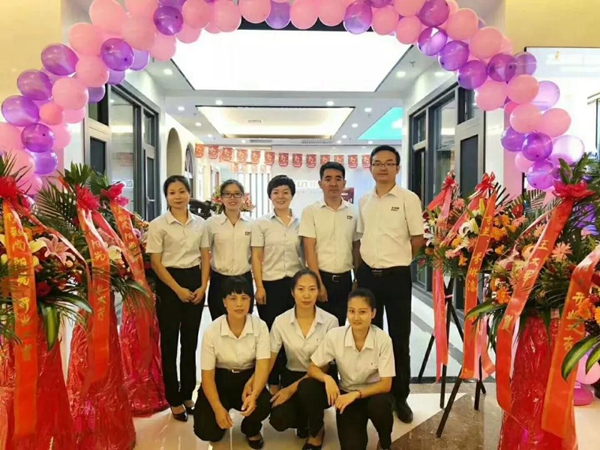 致尚阳光门窗海口市居然之家专卖店盛大开业! 致尚阳光门窗海口市居然之家专卖店盛大开业!