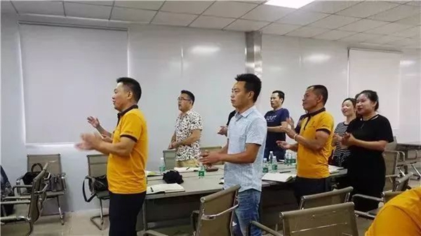 安格尔门窗2018年“统帅训练营”热血进行中