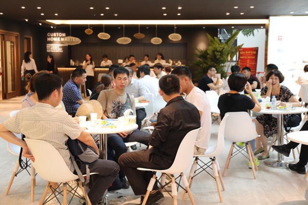 中国建博会20周年现场直击 | 好莱客大家居：倡导绿色环保