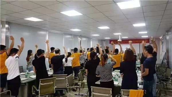 安格尔门窗2018年“统帅训练营”热血进行中