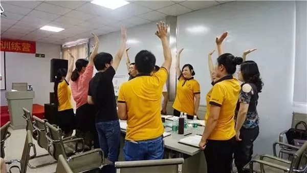 安格尔门窗2018年“统帅训练营”热血进行中