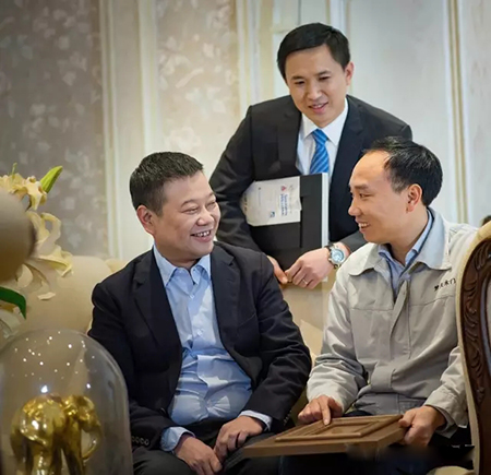 大牌联手,百年宣伟涂料助力梦天木门 “油改水”环保涂装和智能制造! 大牌联手,百年宣伟涂料助力梦天木门 “油改水”环保涂装和智能制造!
