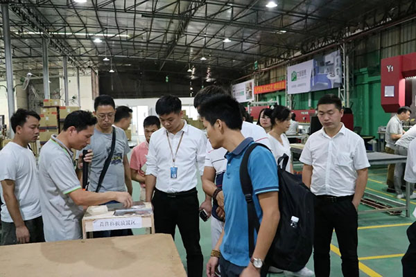 2018中国建博会(广州)| 艾厨亮剑出征建博会,尽显大牌风采! 2018中国建博会(广州)| 艾厨亮剑出征建博会,尽显大牌风采!