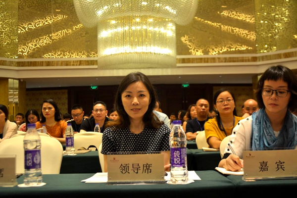 跨业集聚·聚势领航 —— 领绣家居招商发布会隆重召开! 跨业集聚·聚势领航 —— 领绣家居招商发布会隆重召开!