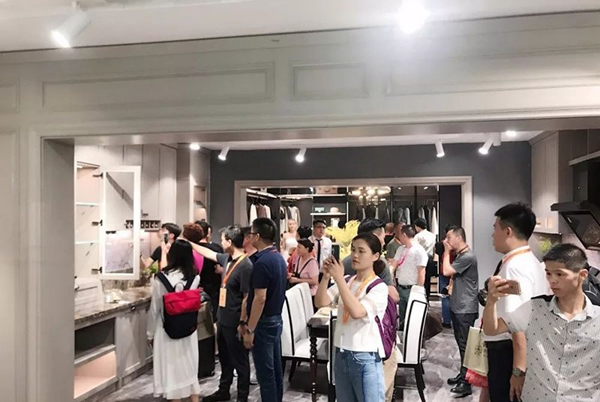 2018中国建博会(广州)| 展志天华携多款新品亮相广州国际建博会 2018中国建博会(广州)| 展志天华携多款新品亮相广州国际建博会