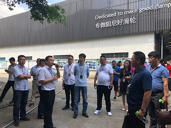 磨刀不误砍柴工,产品还是全套好 ——中国木材与木制品流通协会木门窗专业委员会举办广东供应商企业走访活动系列(二) 磨刀不误砍柴工,产品还是全套好 ——中国木材与木制品流通协会木门窗专业委员会举办广东供应商企业走访活动系列(二)