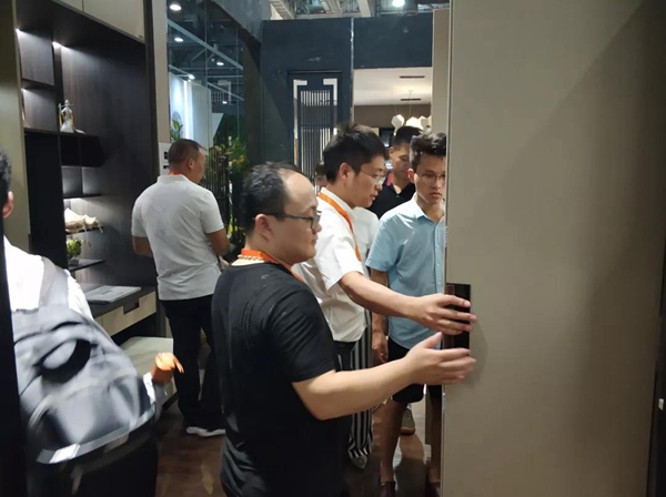 2018中国建博会闭幕,鑫迪木门荣耀收官! 2018中国建博会闭幕,鑫迪木门荣耀收官!