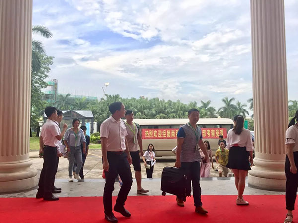 2018中国建博会(广州)| 艾厨亮剑出征建博会,尽显大牌风采! 2018中国建博会(广州)| 艾厨亮剑出征建博会,尽显大牌风采!