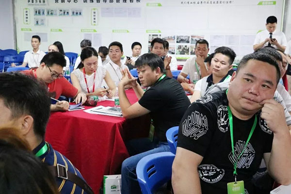 2018中国建博会(广州)| 艾厨亮剑出征建博会,尽显大牌风采! 2018中国建博会(广州)| 艾厨亮剑出征建博会,尽显大牌风采!