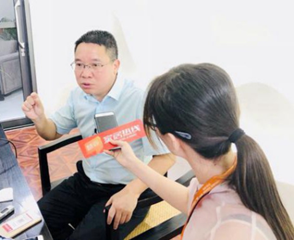 中国建博会20周年现场直击 | 皇派门窗阳永清:高端隔音,静享美好 中国建博会20周年现场直击 | 皇派门窗阳永清:高端隔音,静享美好