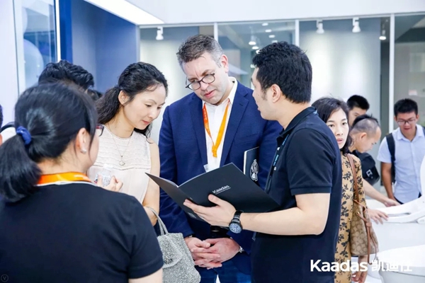 凯迪仕艺术展馆聚焦全场目光,新品KX智能锁惊艳亮相建博会 凯迪仕艺术展馆聚焦全场目光,新品KX智能锁惊艳亮相建博会