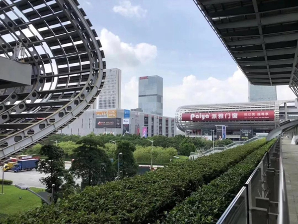 派雅门窗第四轮高铁广告强势来袭，品牌魅力再次闪耀大江南北！