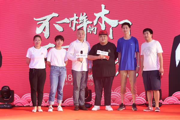博亮木门携手孙越打造不一样的疯狂木门SHOW