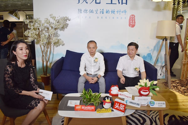劳卡2018新品发布会 | 打破常态，预见•新生活