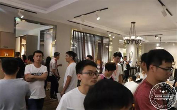 2018中国建博会（广州）| 易高家居强势亮相2018广州建博会，引领大定制时代潮流
