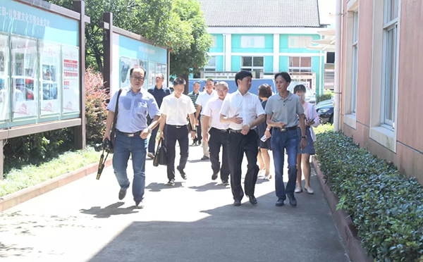 助推浙江智造|江山市委书记童炜鑫莅临开洋门业调研指导 助推浙江智造|江山市委书记童炜鑫莅临开洋门业调研指导