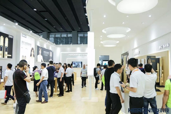 2018中国建博会（广州）| HERON黑龙新品初试锋芒！