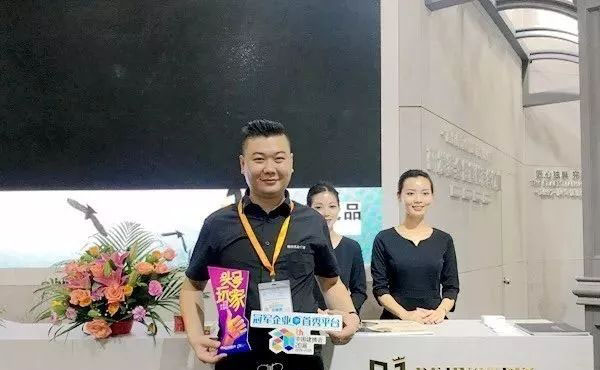 2018中国建博会(广州)| 德技优品门窗备受追捧! 2018中国建博会(广州)| 德技优品门窗备受追捧!