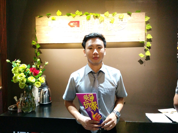 中国建博会20周年现场直击丨雅科波罗整体家居白功捷:根据线条美打造市场 让消费者有不同体验 中国建博会20周年现场直击丨雅科波罗整体家居白功捷:根据线条美打造市场 让消费者有不同体验
