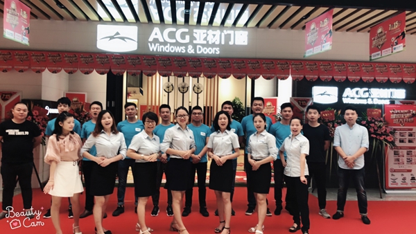 直击亚材门窗深圳店开业，新零售模式+异业联盟实现财富奇迹