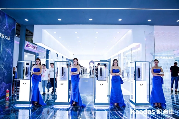 凯迪仕艺术展馆聚焦全场目光,新品KX智能锁惊艳亮相建博会 凯迪仕艺术展馆聚焦全场目光,新品KX智能锁惊艳亮相建博会