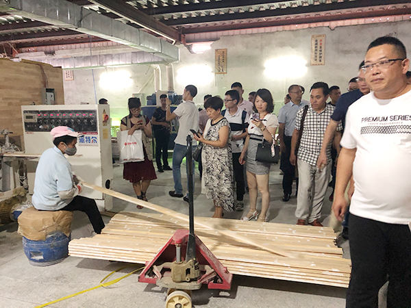 好门配好材，共筑双赢合作——中国木材与木制品流通协会木门窗专业委员会举办广东供应商企业走访活动系列（一）