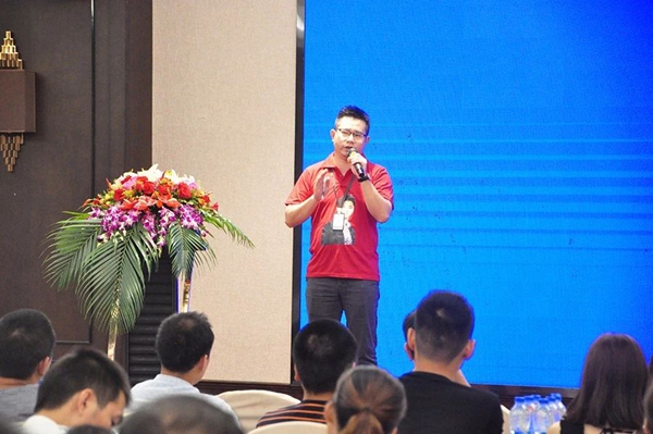 加维斯2018新品发布暨厂商深度合作研讨峰会圆满成功! 加维斯2018新品发布暨厂商深度合作研讨峰会圆满成功!