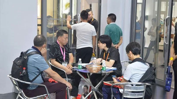 2018中国建博会(广州)| 德技优品门窗备受追捧! 2018中国建博会(广州)| 德技优品门窗备受追捧!