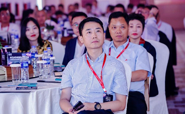 让设计拥抱生活——2018第七届中国木门产品大会在广州举行