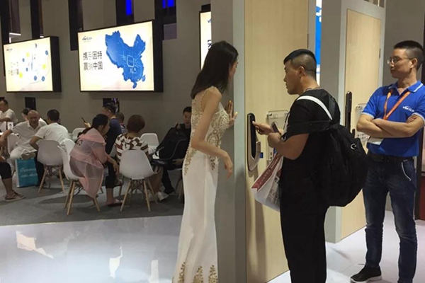 2018中国建博会（广州）| 因特智能锁斩获两大重磅奖项