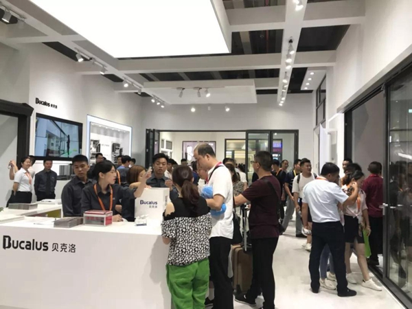 2018中国建博会（广州）| 贝克洛系统门窗：有品质，有未来！