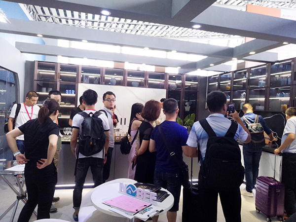 展会直击 ▏诺贝尼中国(广州)国际建筑装饰博览会 ——《2020+ 现在的财富》 展会直击 ▏诺贝尼中国(广州)国际建筑装饰博览会 ——《2020+ 现在的财富》