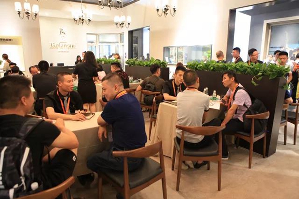 2018中国建博会（广州）| 罗兰西尼获众多代理商狂Pick的三大理由