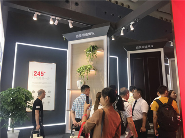 2018中国建博会（广州）| 请告诉我，你的名字 — 建博会20周岁纪念特刊