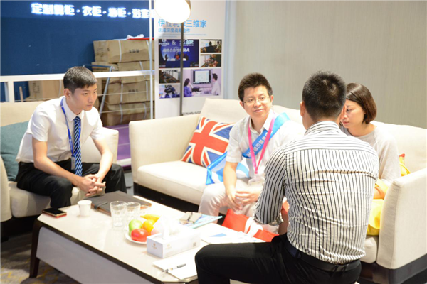 盘点：广州建博会伊仕利家居有哪些看点？“意式极简”新品惊艳亮相！