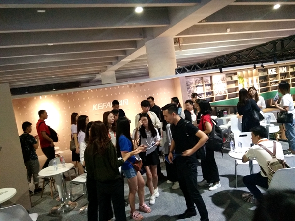 中国建博会20周年现场直击 | 科凡全屋定制林涛：无止境探索