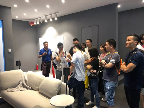 2018中国建博会（广州）|建博会前沿，LifeSmart云起诠释科技与生活的完美融合