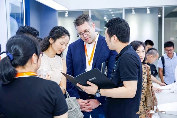 建博会回顾丨凯迪仕艺术展馆聚焦全场目光，新品KX智能锁惊艳亮相