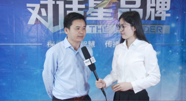 CCTV对话星品牌助力2018第六届上海楼梯展