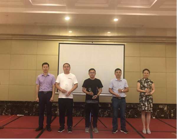 破局化龙，德维尔南区年中高峰论坛华丽召开！