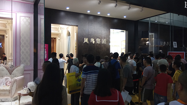 中国建博会20周年现场直击|艾铂尼斯崔复新:7款7色新亮相 中国建博会20周年现场直击|艾铂尼斯崔复新:7款7色新亮相