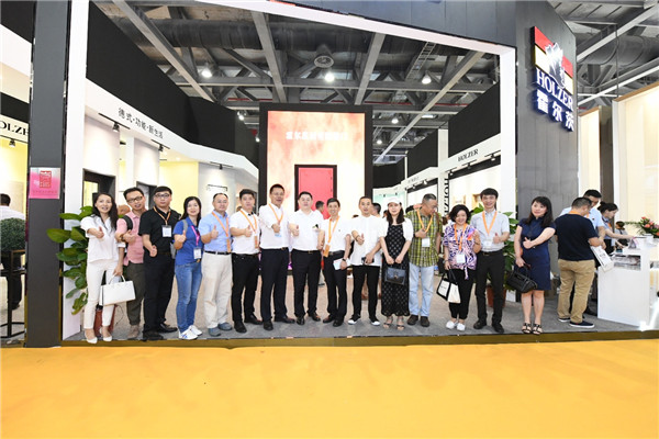 蝶变从这一刻开始！新境界·大不同2018霍尔茨品牌升级发布会启幕