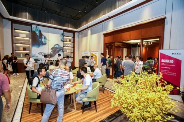 2018中国建博会（广州）丨梦天木门将携水漆新品惊艳亮相