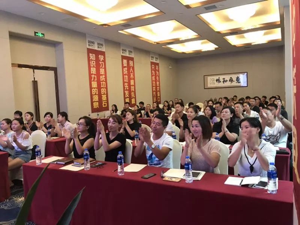 学无止境！鑫迪木门2018河南优秀经销商年中培训会圆满结束