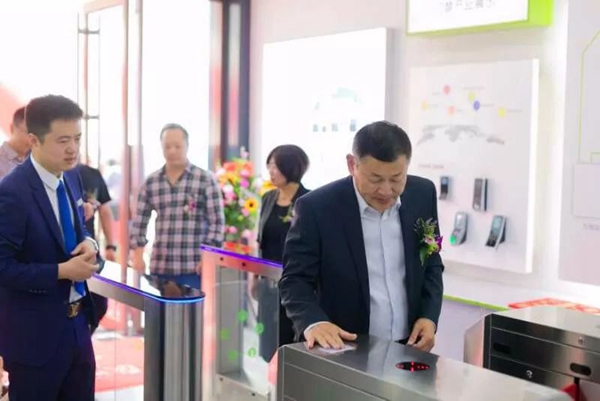中控智能锁“智慧号”扎根全国各地，铿锵前行！