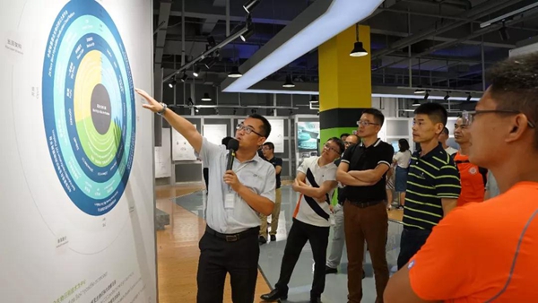 中控智能锁：北大汇丰商学院走进中控智慧